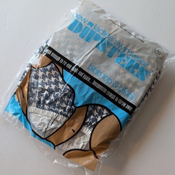 DIPSTERS Tyvek Dupon Disposable Swimwear Swimsuit Bikini Deadstock Vintage - Picture 9 of 11